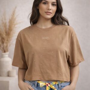 Blusa Feminina com Aplicações em Pedrarias