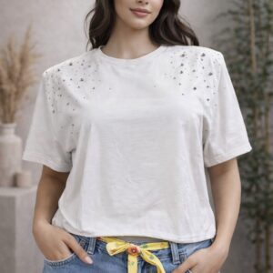 Blusa Feminina com Pedraria nos Ombros