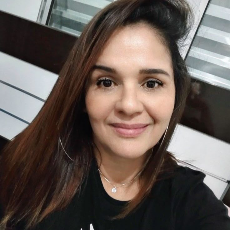 Home Fernanda Souza